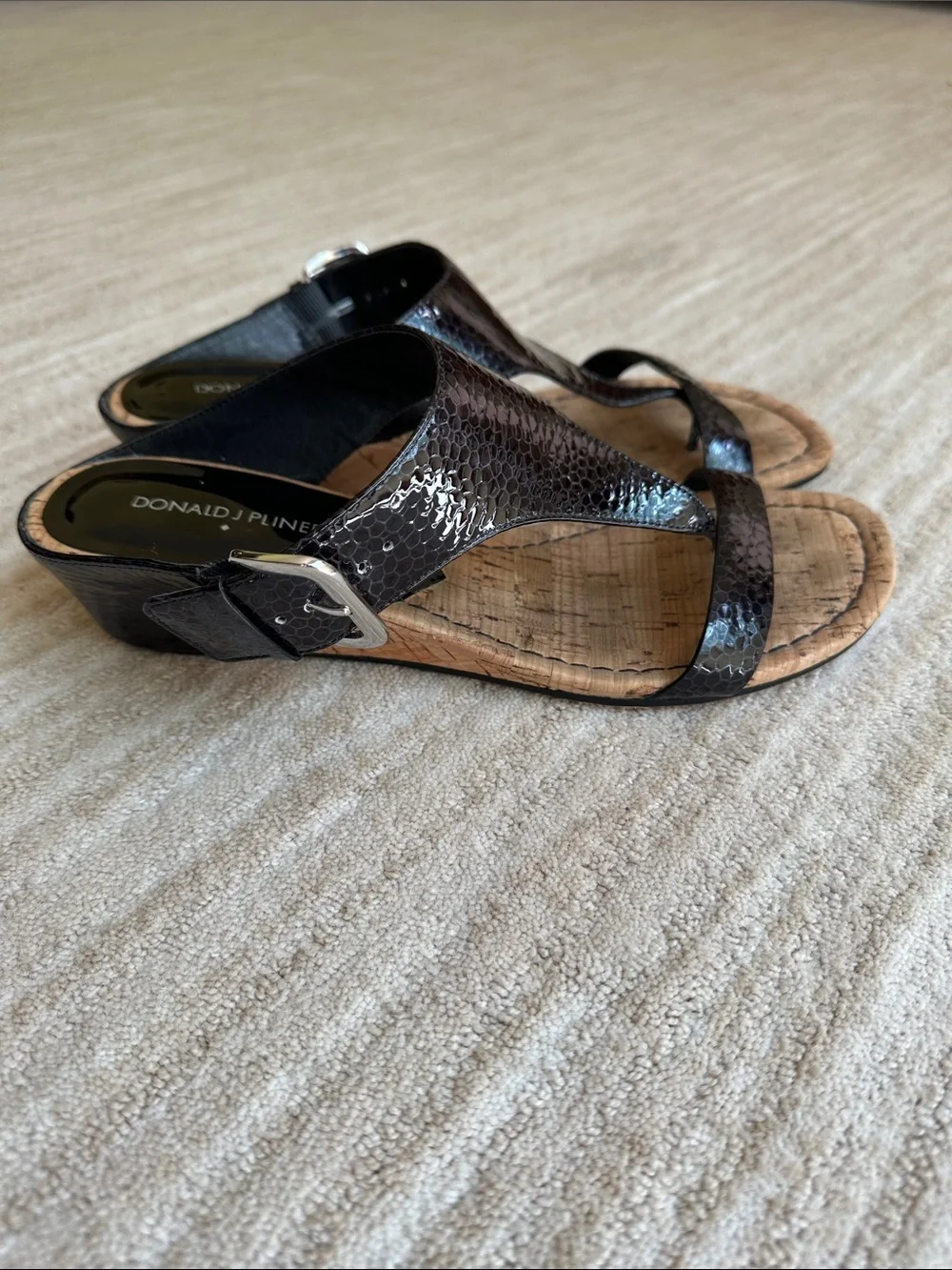Donald J Pliner Doli Leather Buckle Cork Wedge Sandals Shoes Black Patent 9.5